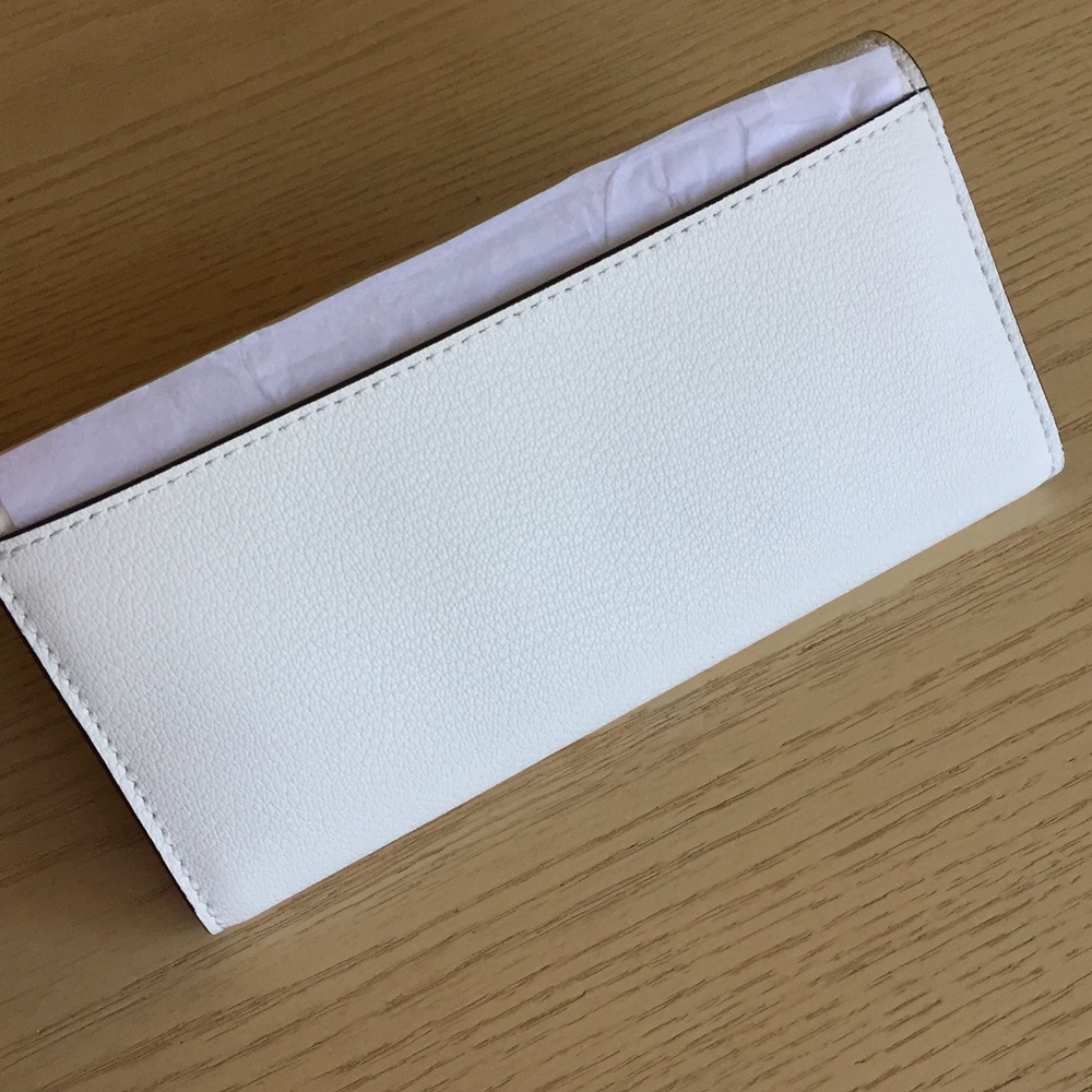 Michael Kors Hamilton Optic White Leather Wallet - Picture 2 of 7